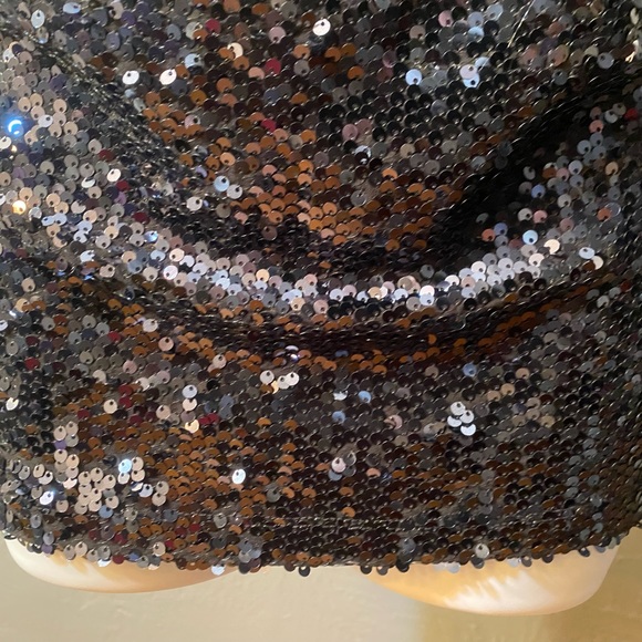 CALVIN KLIEN Black Sleeveless Sequin Cowl  Neck Top - Picture 10 of 15